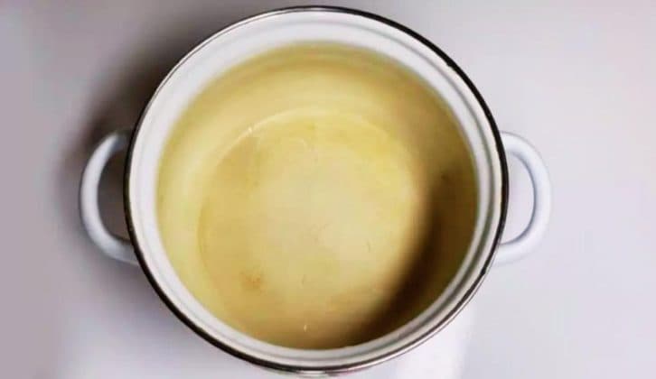 Як за 5 хвилин очистити каструлю «столітньої давності»: хитрість від мудрої господині