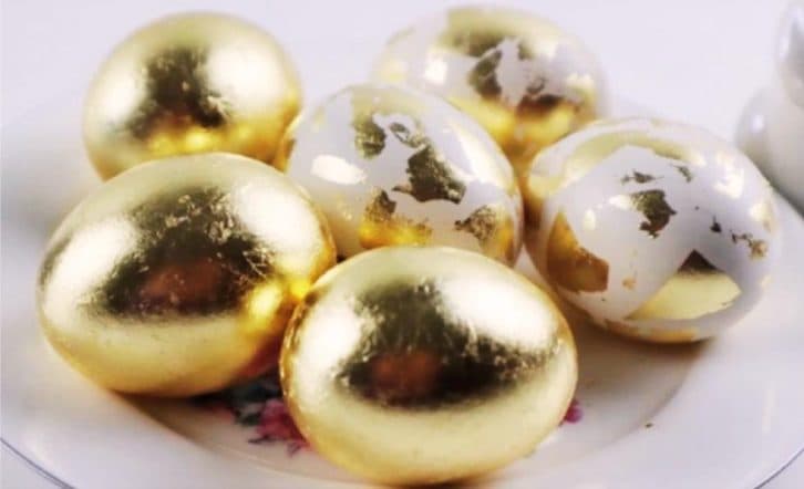 Фарбу більше не купую. Показую, як зробити «золоті» яйця та здивувати всіх на Великдень